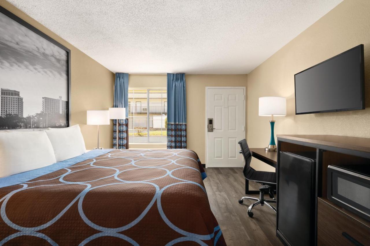 Super 8 By Wyndham Gulfport Biloxi Airport Motel Ngoại thất bức ảnh